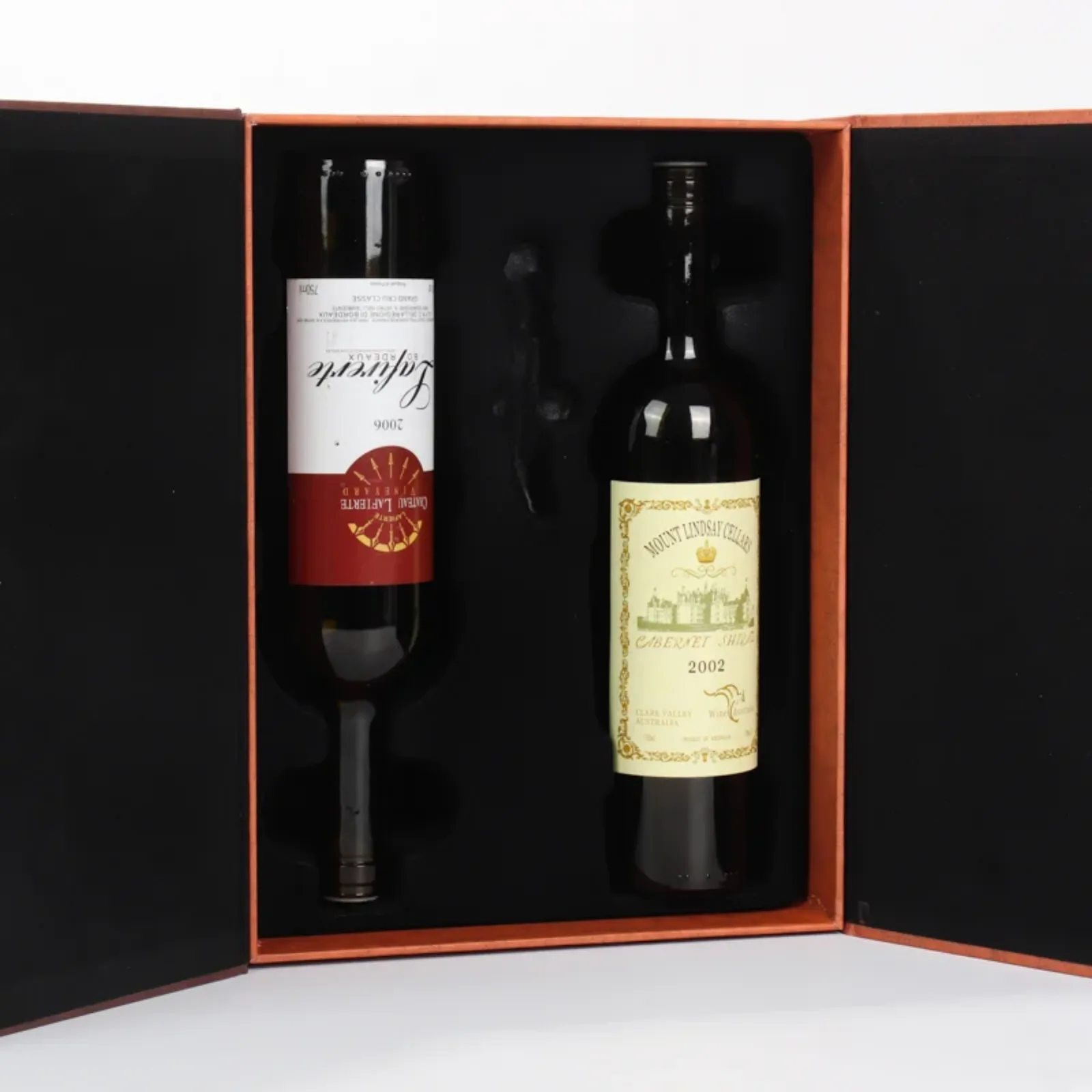 2-Bottle Cardboard Wine Gift Box with Leather-Texture Finish 4